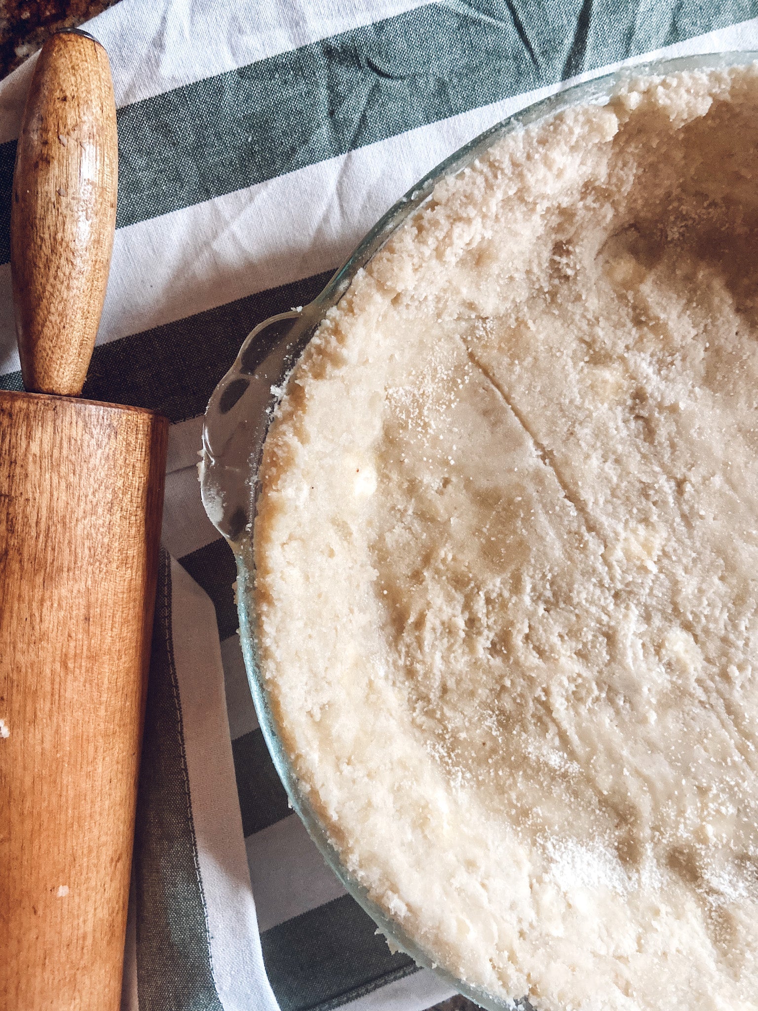 Delicious + Flaky Gluten Free Pie Crust with Simple Ingredients