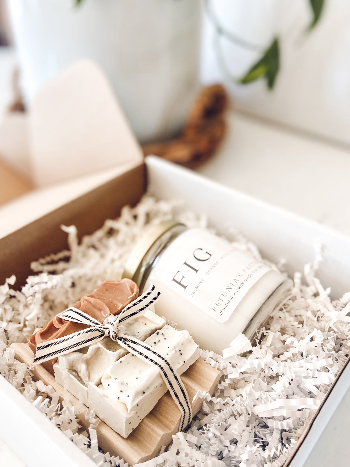 Petunia's Pasture Signature Gift Box